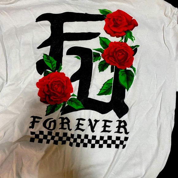 Long sleeve graphic shirt - Picture 1 of 2